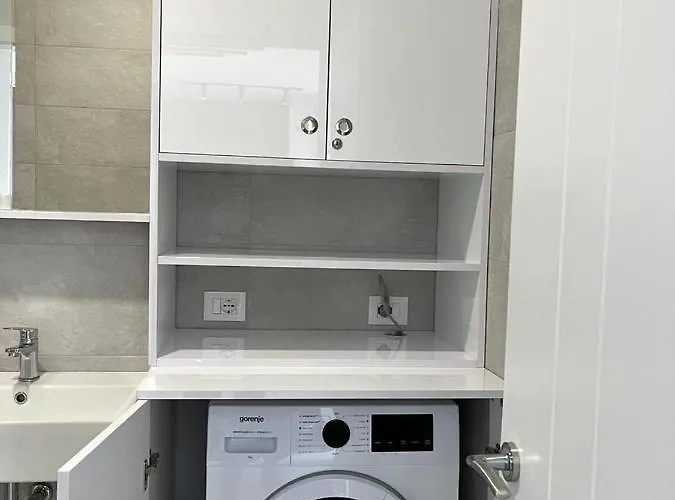 Golden Star 1 Sarandë