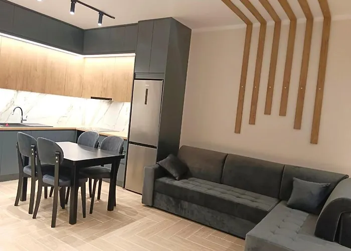 Golden Star 1 * Sarandë